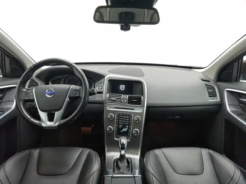 Volvo XC60 — миниатюра 5