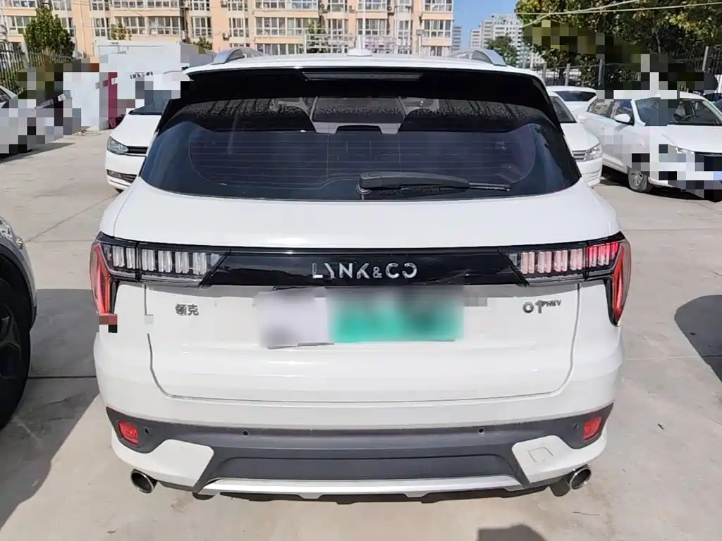 Lynk & Co 01 EM-P — миниатюра 6