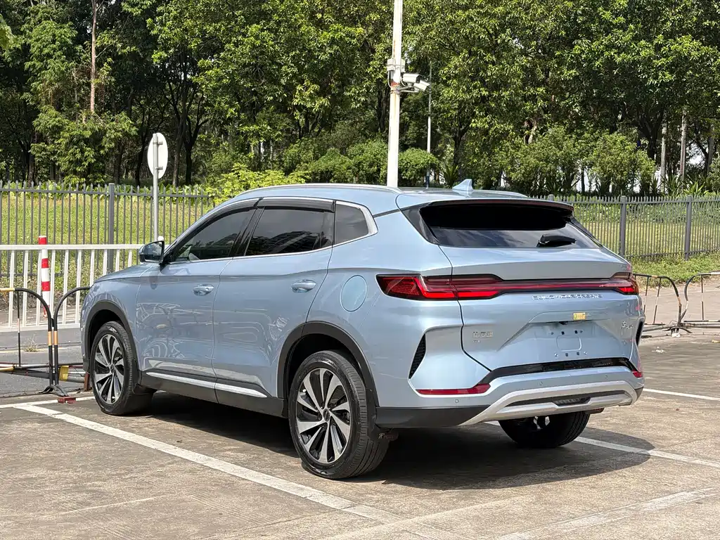 BYD PLUS New Energy — миниатюра 6