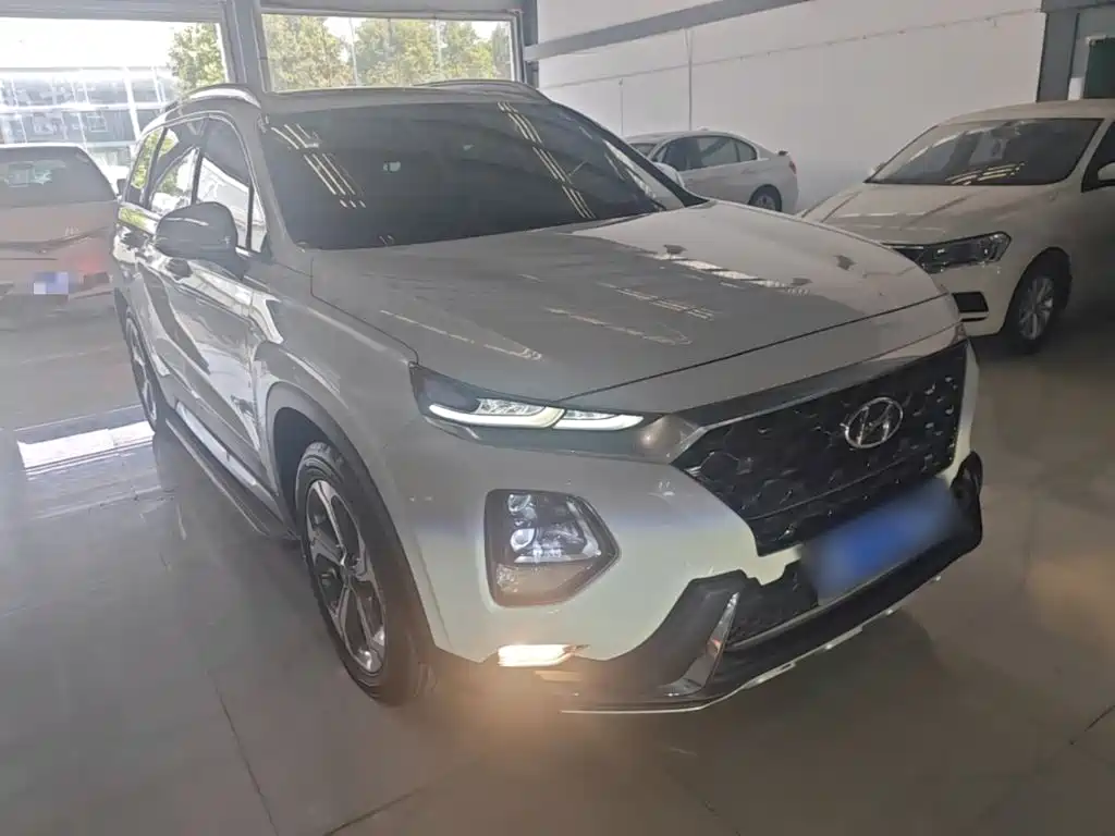 Hyundai Santa Fe — миниатюра 4