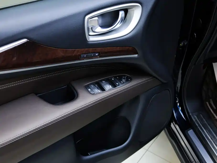 Infiniti QX60 (Import) — миниатюра 18