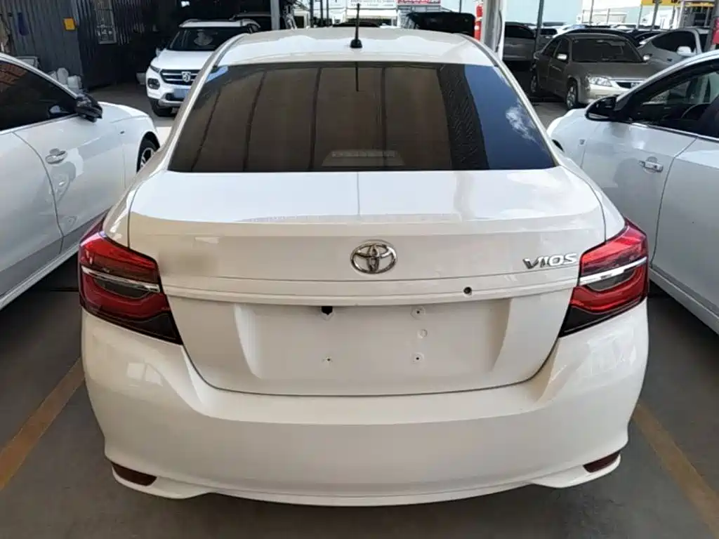 Toyota Vios — миниатюра 6