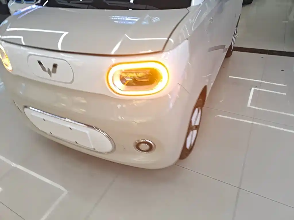 Wuling MINIEV — миниатюра 24