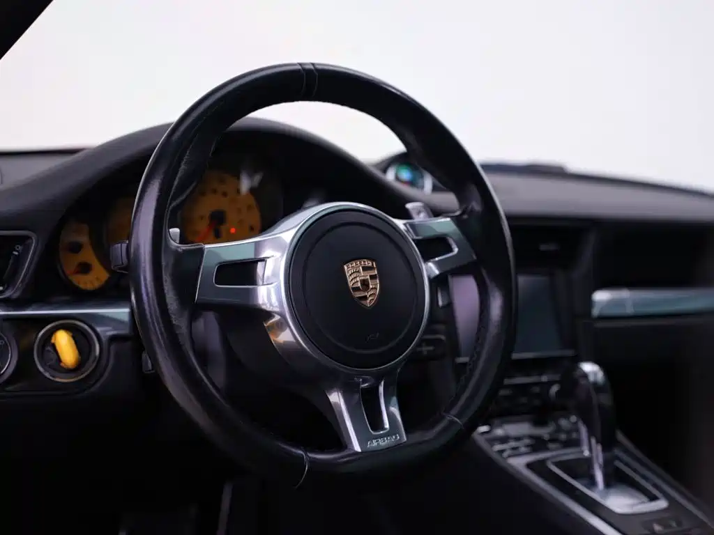Porsche 911 — миниатюра 13