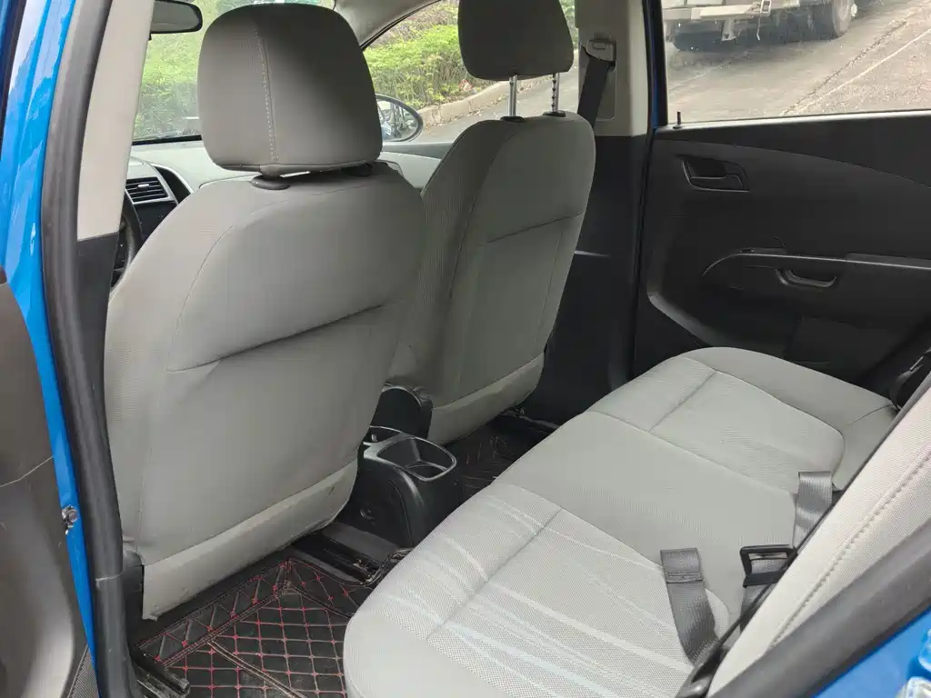 Chevrolet Aveo — миниатюра 3