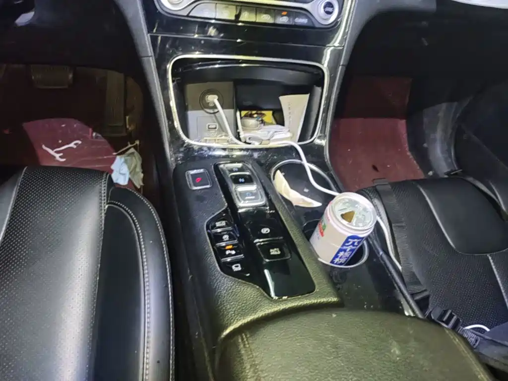 Hyundai Santa Fe — миниатюра 14