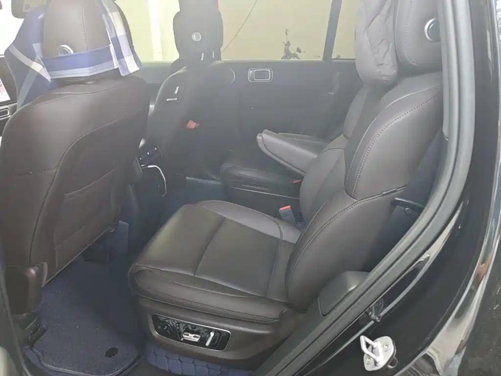 Li Auto Li L8 — миниатюра 17