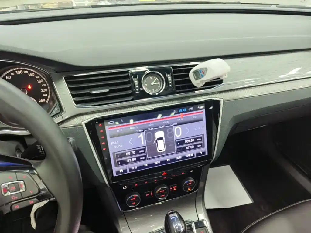 Volkswagen Passat — миниатюра 13