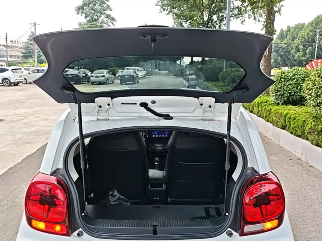 Roewe Clever — миниатюра 19