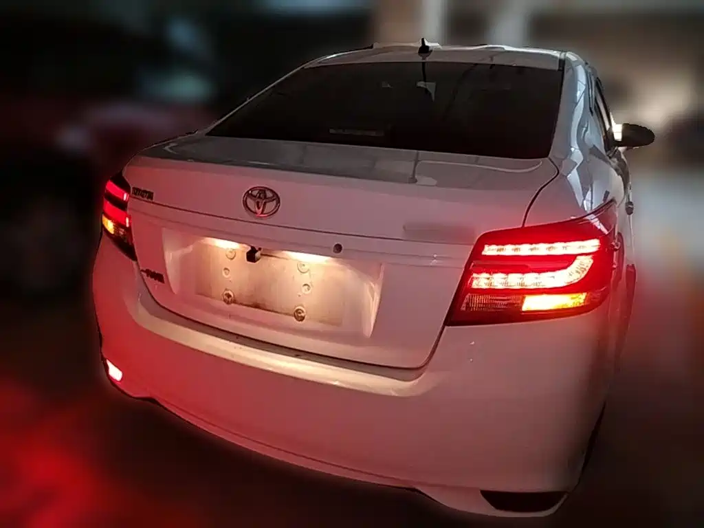 Toyota Vios — миниатюра 8