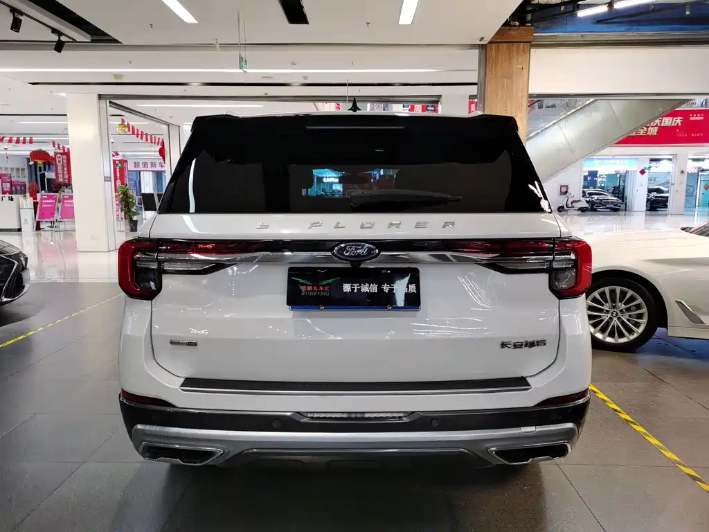 Ford Explorer — миниатюра 4