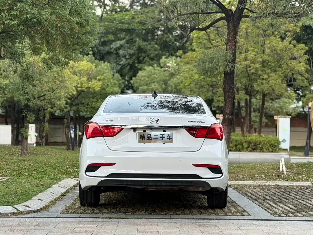 Hyundai Mistra — миниатюра 19