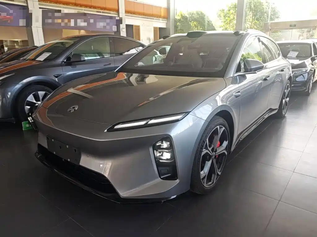 NIO ET5T