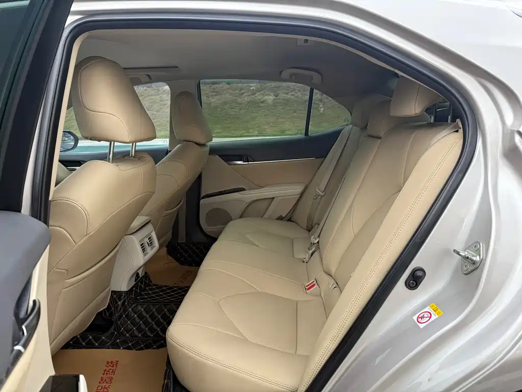 Toyota Camry 2018 2.0E Elite