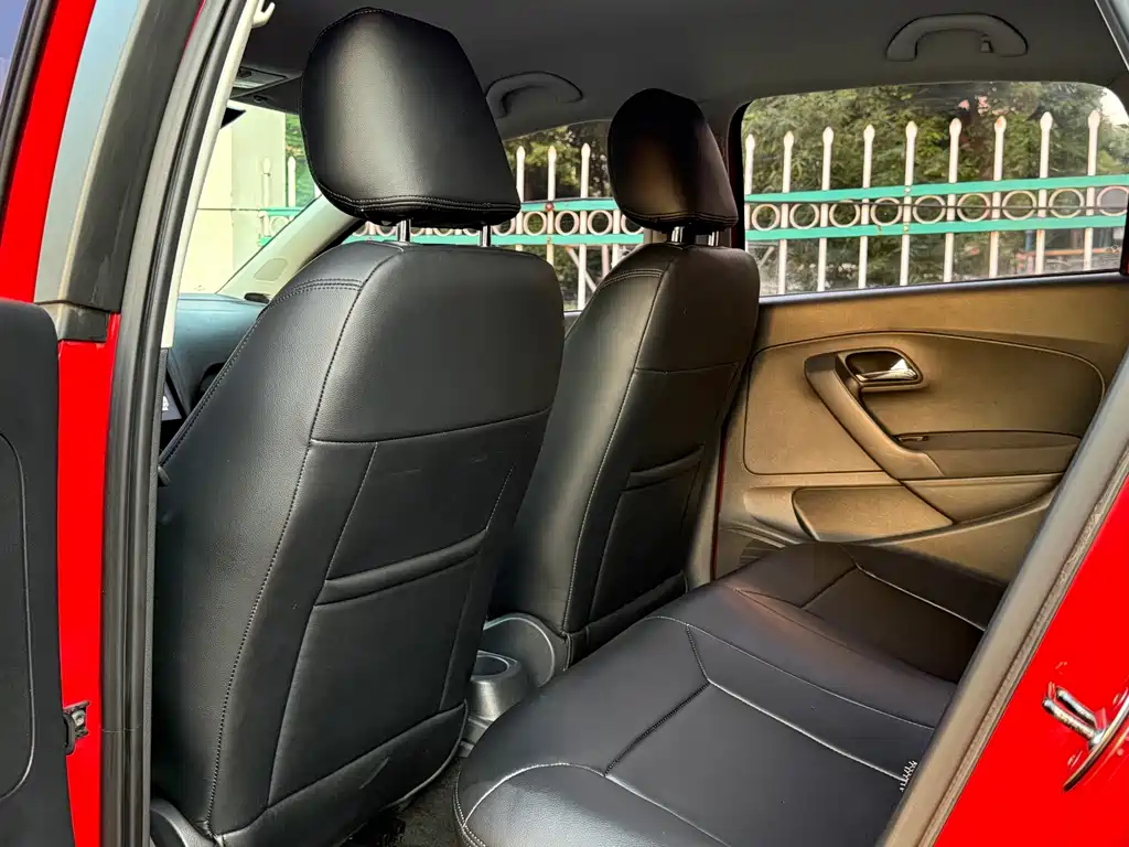 Volkswagen Polo — миниатюра 8