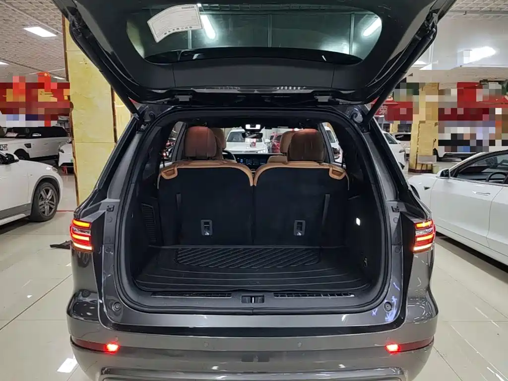 Li Auto Li ONE — миниатюра 19