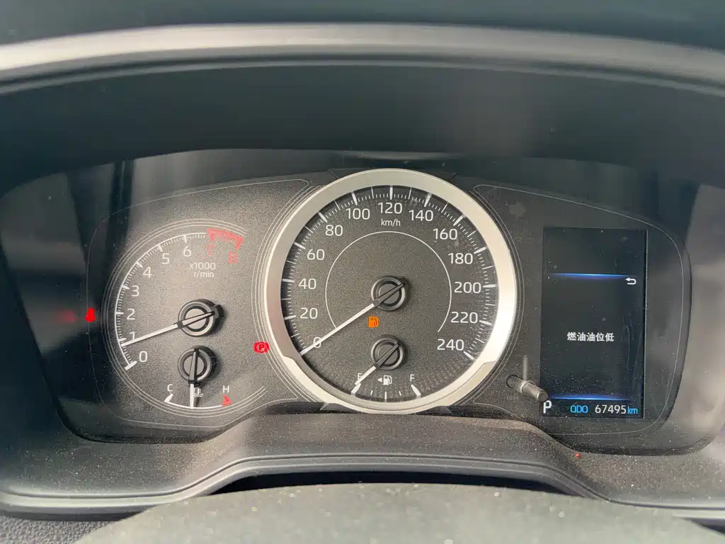 Toyota Frontlander — миниатюра 13