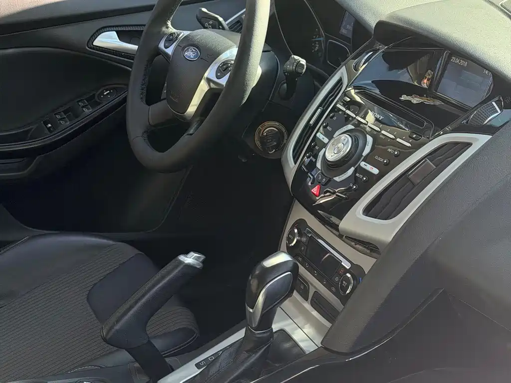 Ford Focus — миниатюра 21