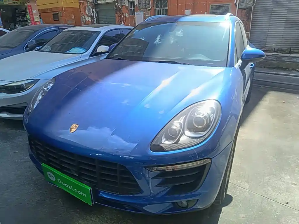 Porsche Macan — миниатюра 3