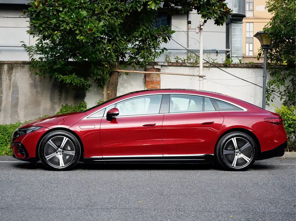 Mercedes-Benz EQS — миниатюра 3