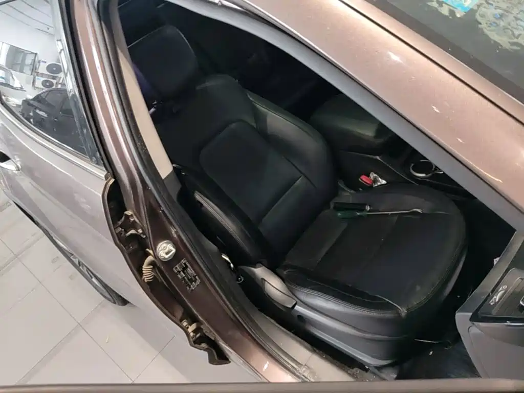 Hyundai Santa Fe — миниатюра 25