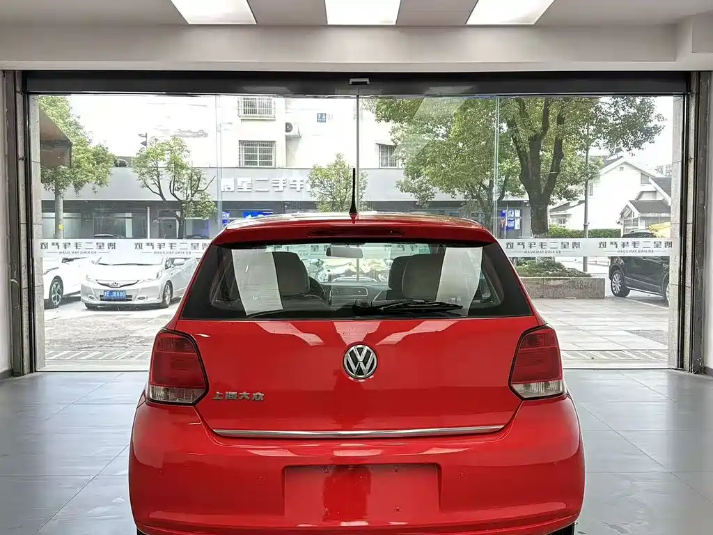 Volkswagen Polo — миниатюра 8