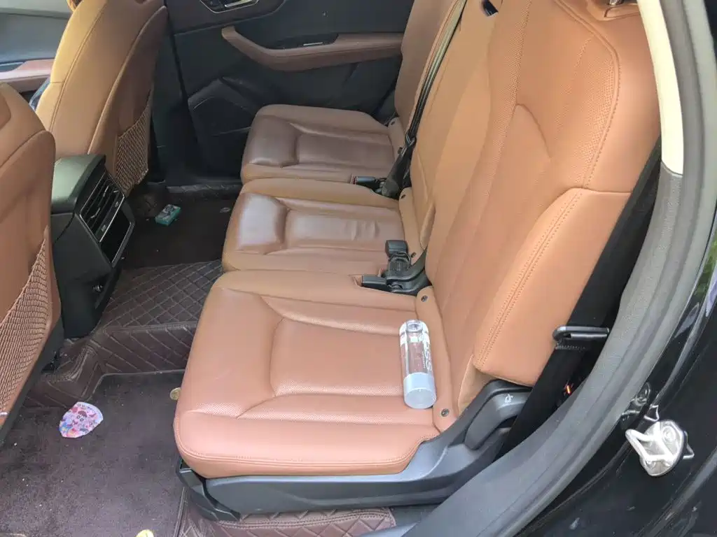 Audi Q7 — миниатюра 13
