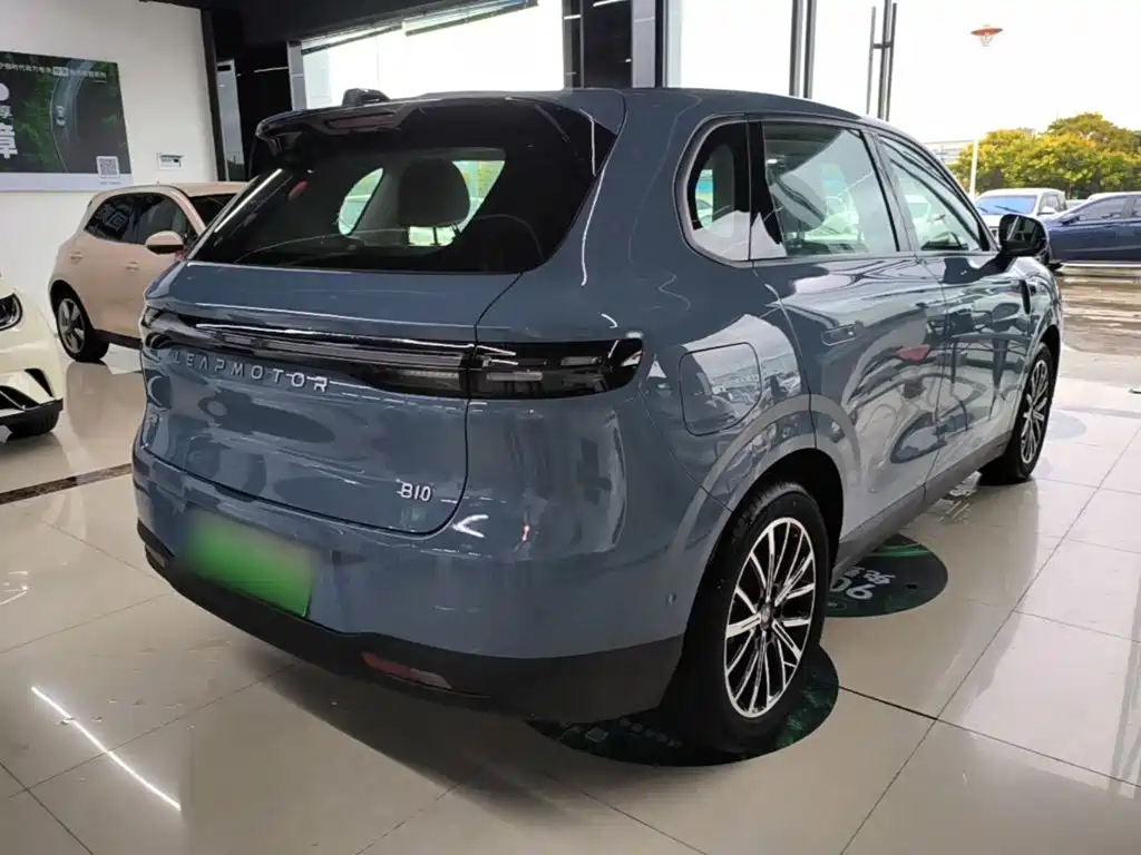 Leapmotor Leapmotor B10 — миниатюра 7