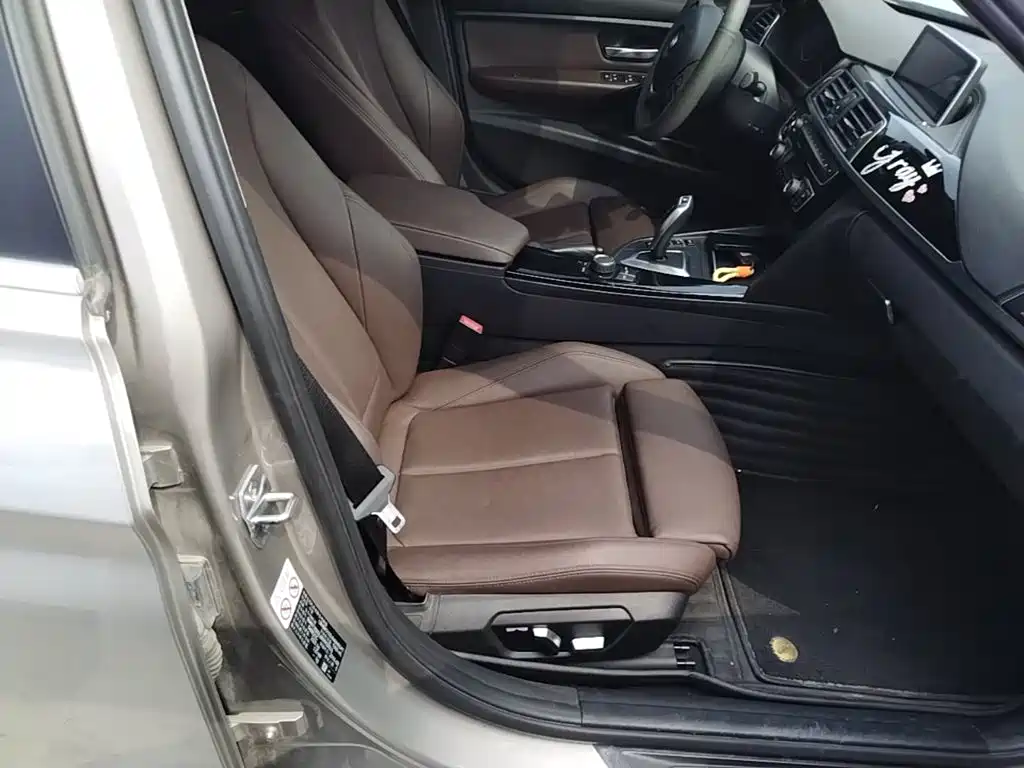 BMW 3 Series — миниатюра 25