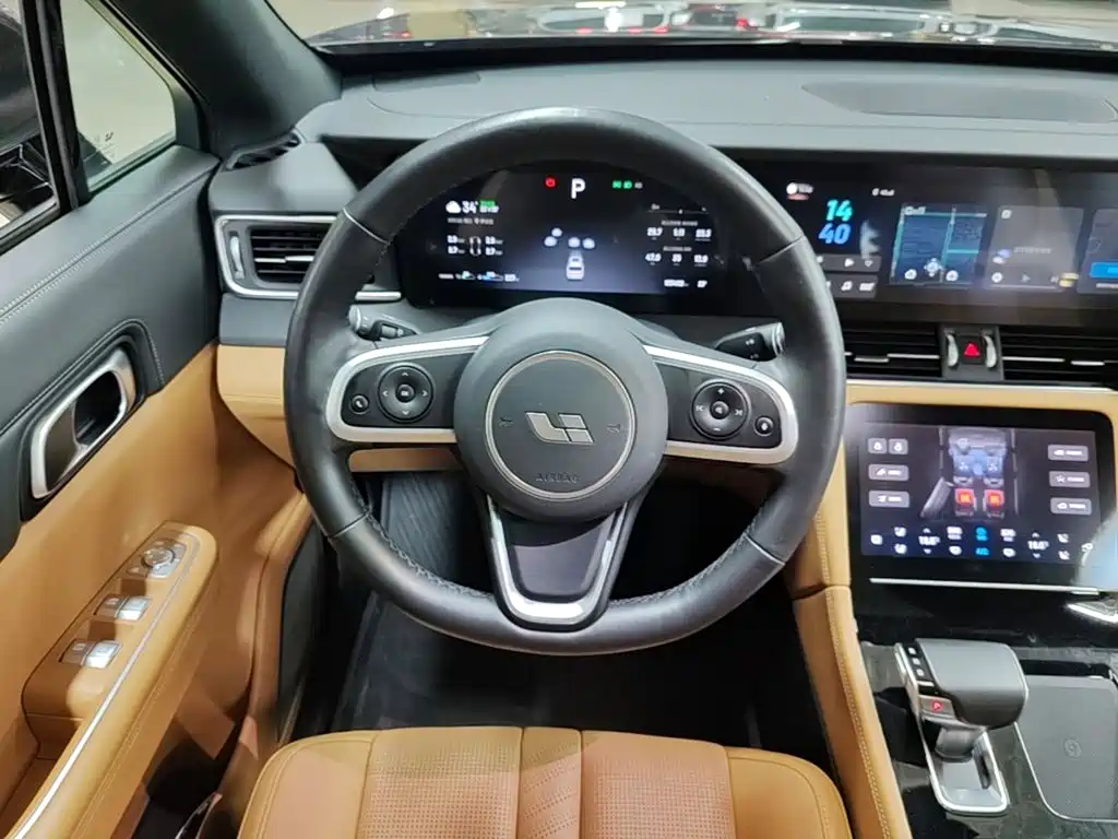 Li Auto Li ONE — миниатюра 11
