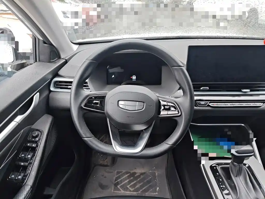 Geely Emgrand — миниатюра 6