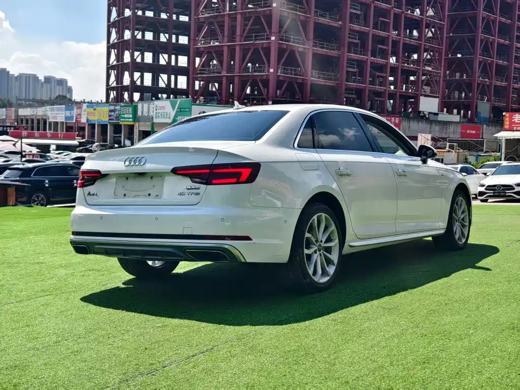 Audi A4L — миниатюра 17