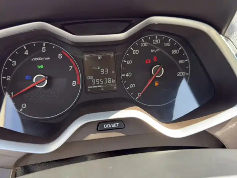 Baojun 310W — миниатюра 9