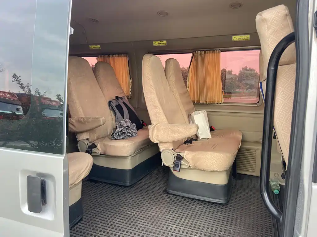 Ford Transit Custom — миниатюра 9