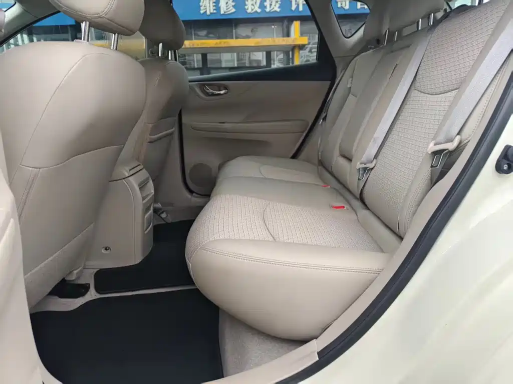 Nissan Tiida 2019 1.6L CVT VI