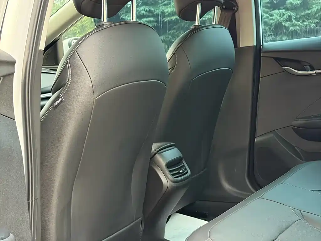 Buick Excelle — миниатюра 6