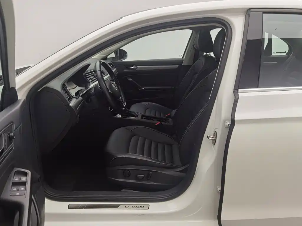 Volkswagen Lamando — миниатюра 10