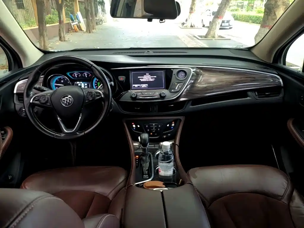 Buick Envision Plus — миниатюра 10