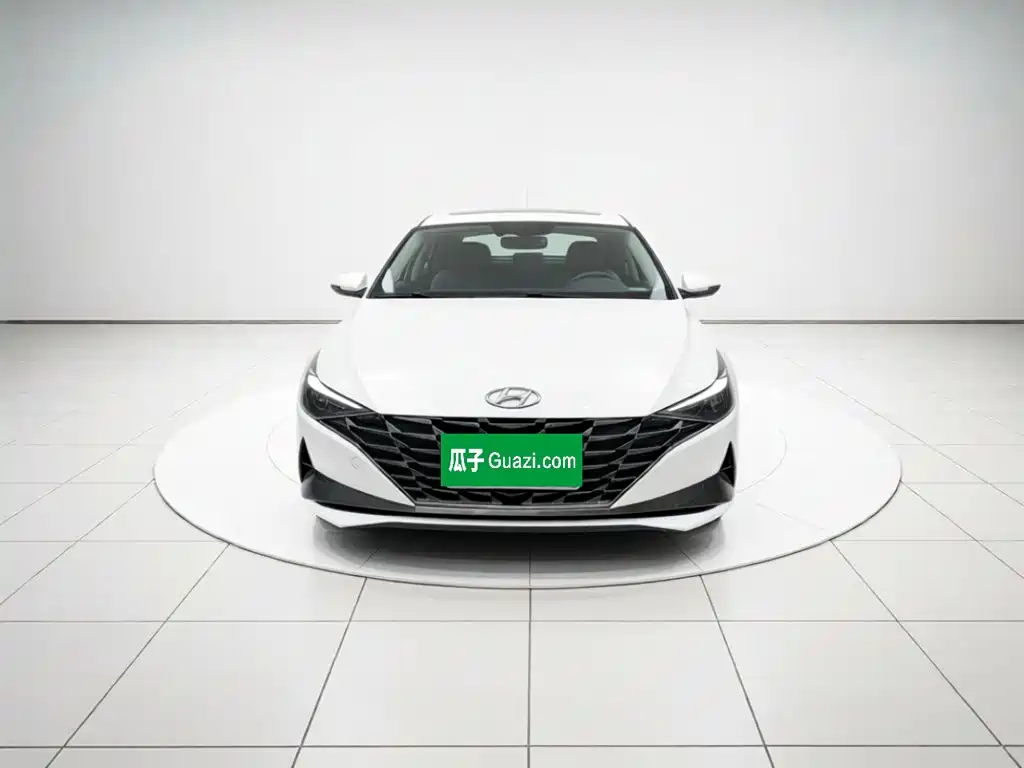 Hyundai Elantra — миниатюра 2
