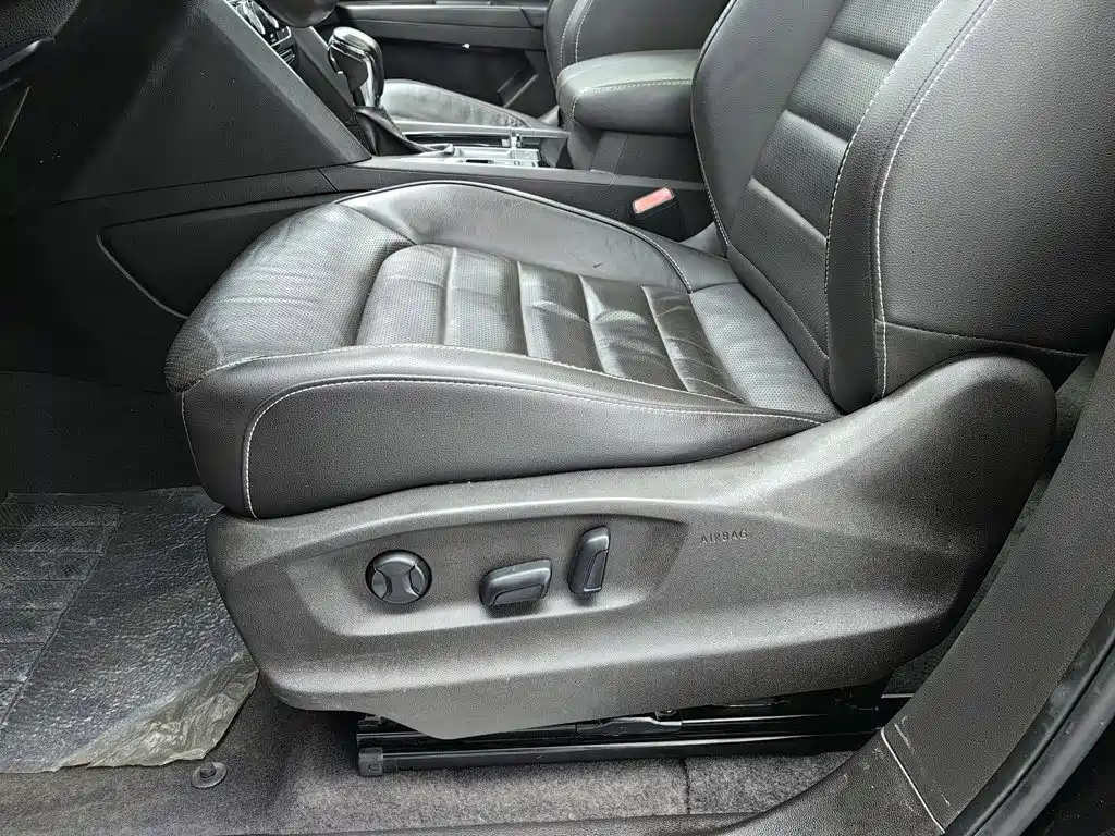 Volkswagen Teramont — миниатюра 20