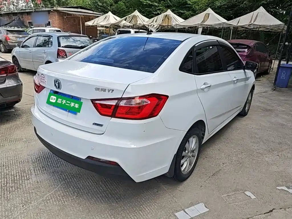 Changan V7 — миниатюра 7