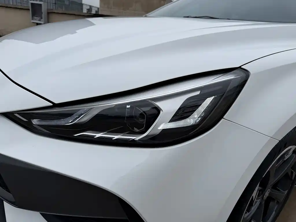 MG MG5 — миниатюра 17