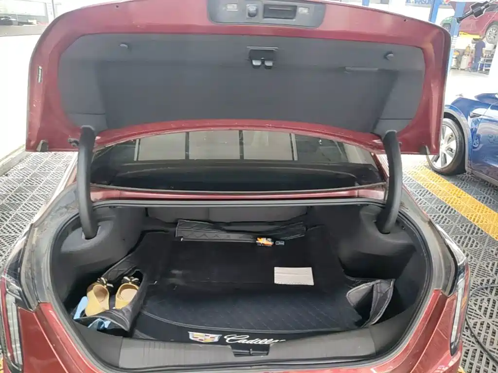 Cadillac CT4 — миниатюра 19