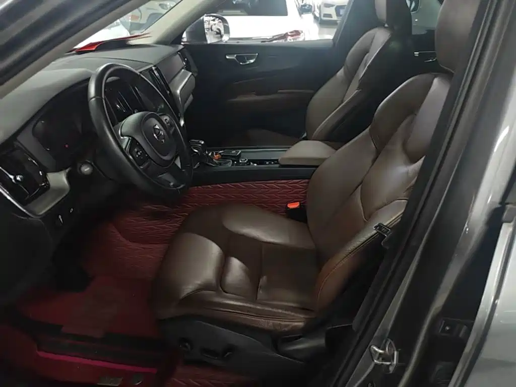 Volvo XC60 — миниатюра 15
