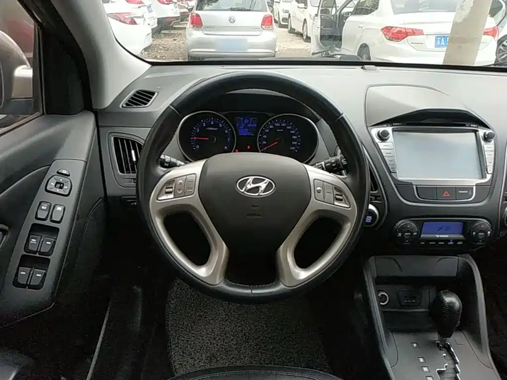 Hyundai ix35 — миниатюра 11