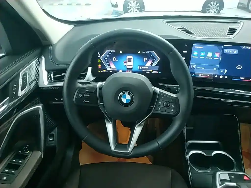 BMW X1 — миниатюра 11
