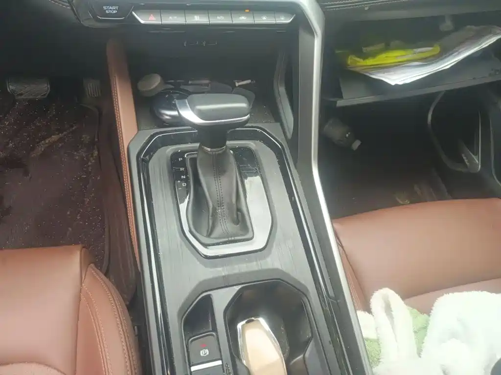 Geely Vision X6 — миниатюра 7