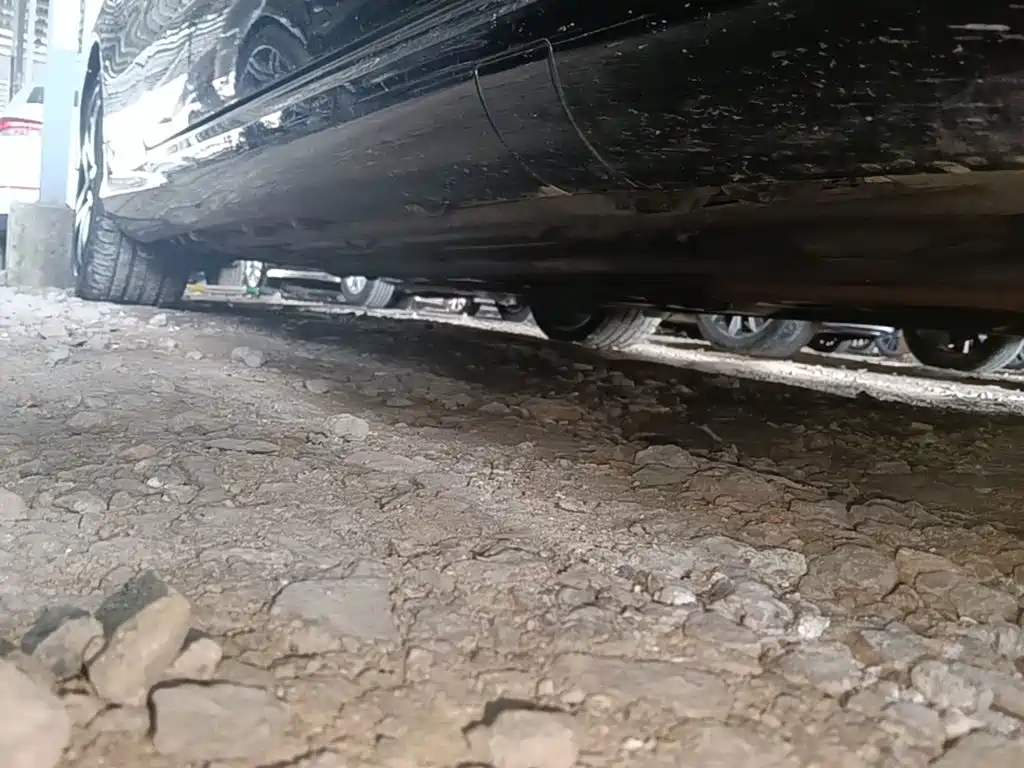 Mercedes-Benz E-Class (Import) — миниатюра 21