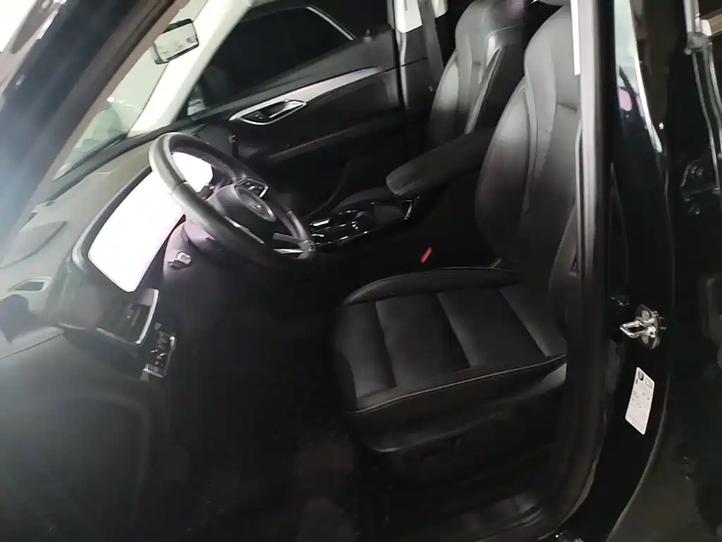 Buick Envision Plus — миниатюра 15