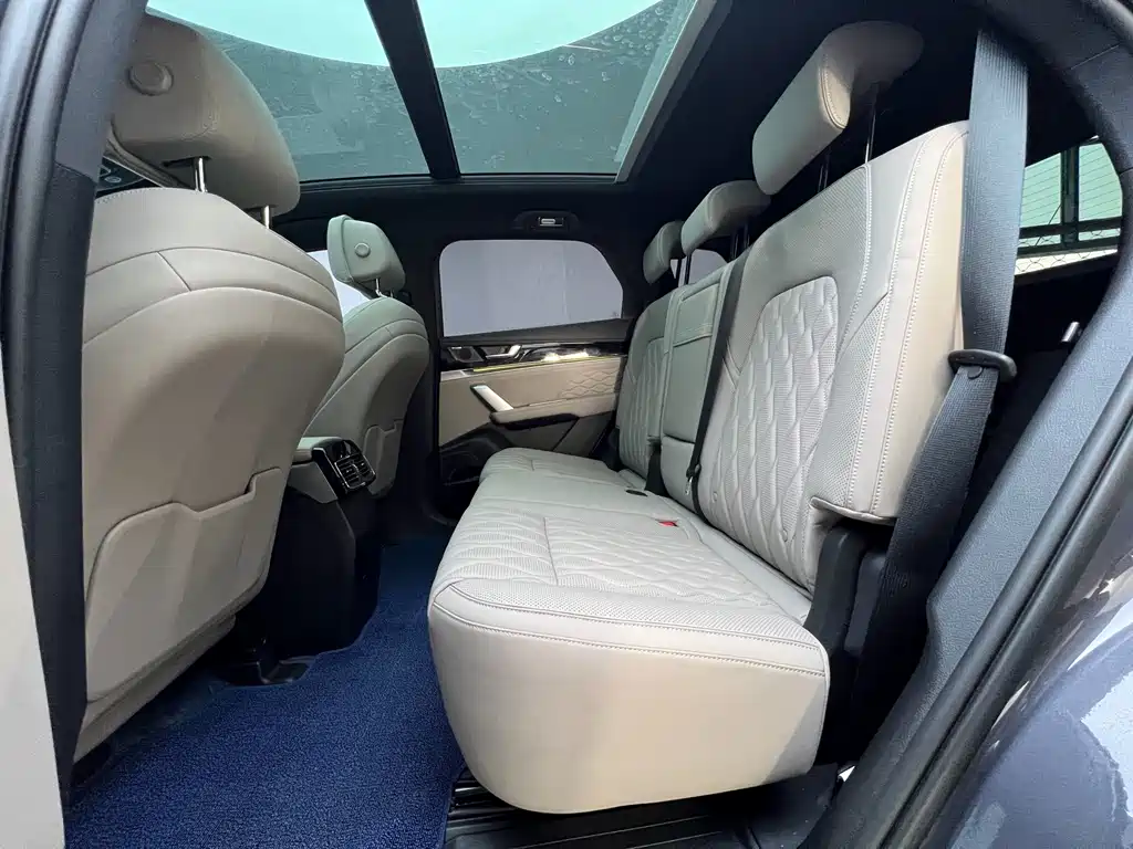 BYD Tang New Energy — миниатюра 17